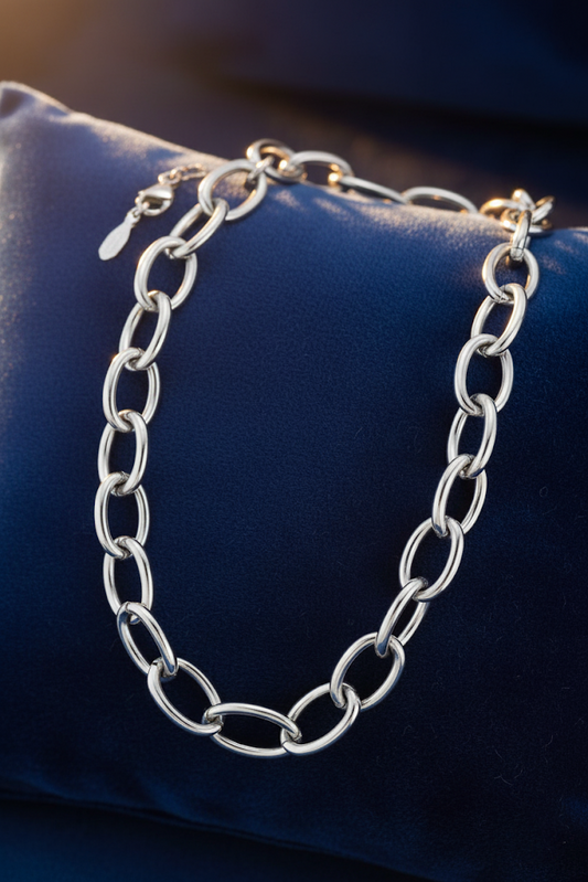 Zinc Alloy Thick Interlocking Chain Necklace – Silver