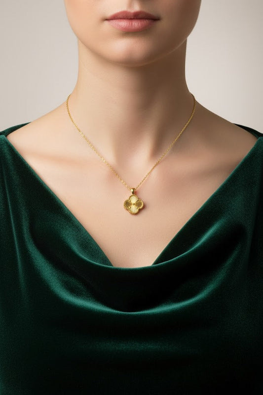 Stainless Steel Embossed Clover Pendant Necklace – Gold