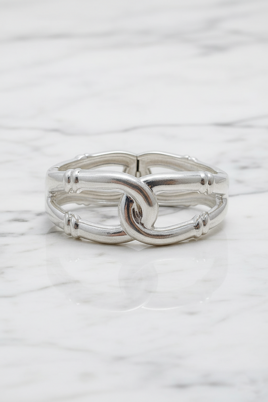 Plated Metal Interlocking Links Bracelet – Silver