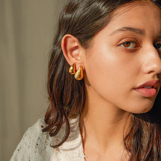 Gold-Toned Ribbed Teardrop Stud Earrings