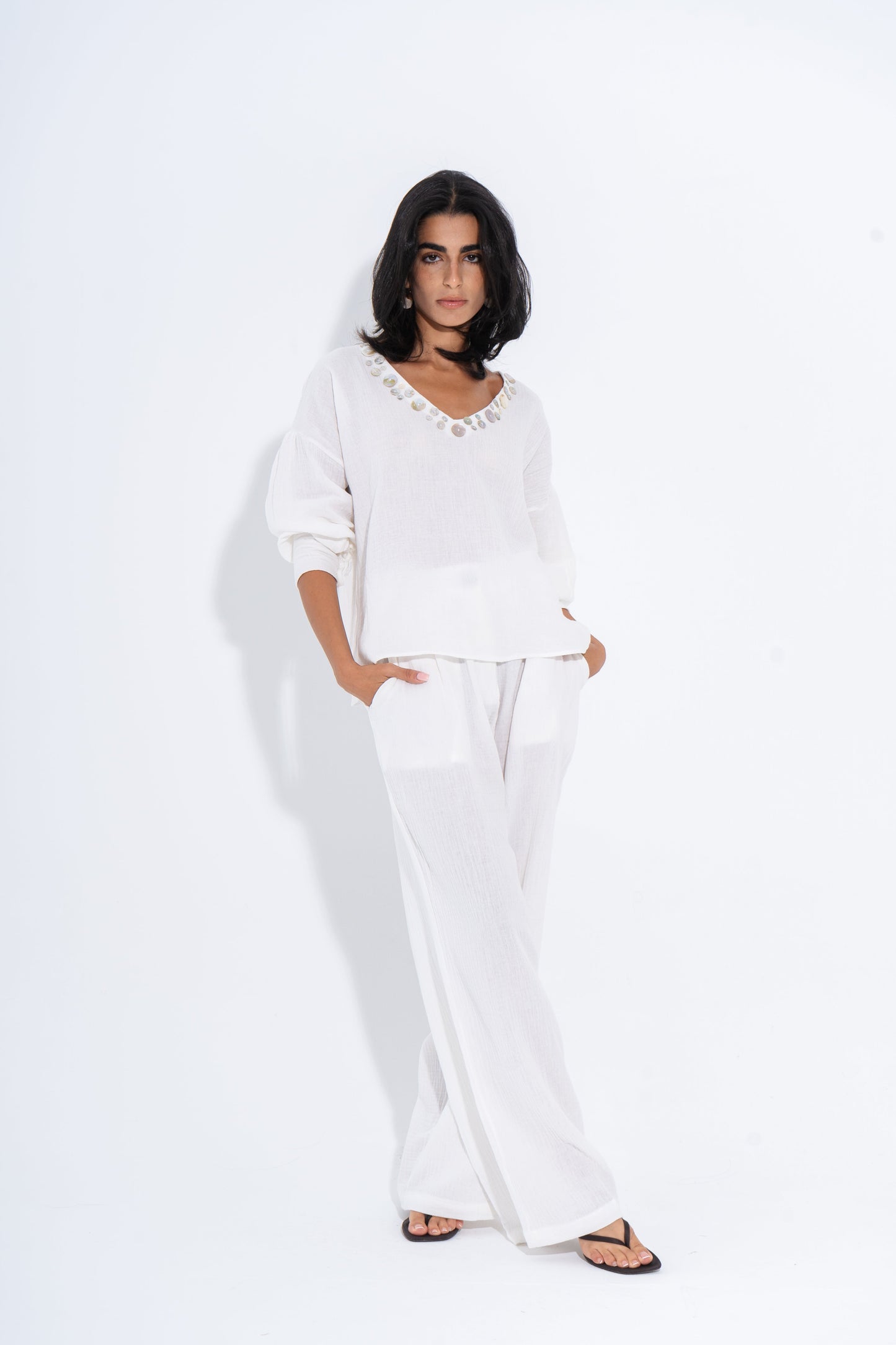 Linen Solid Wide-Leg Pants – White