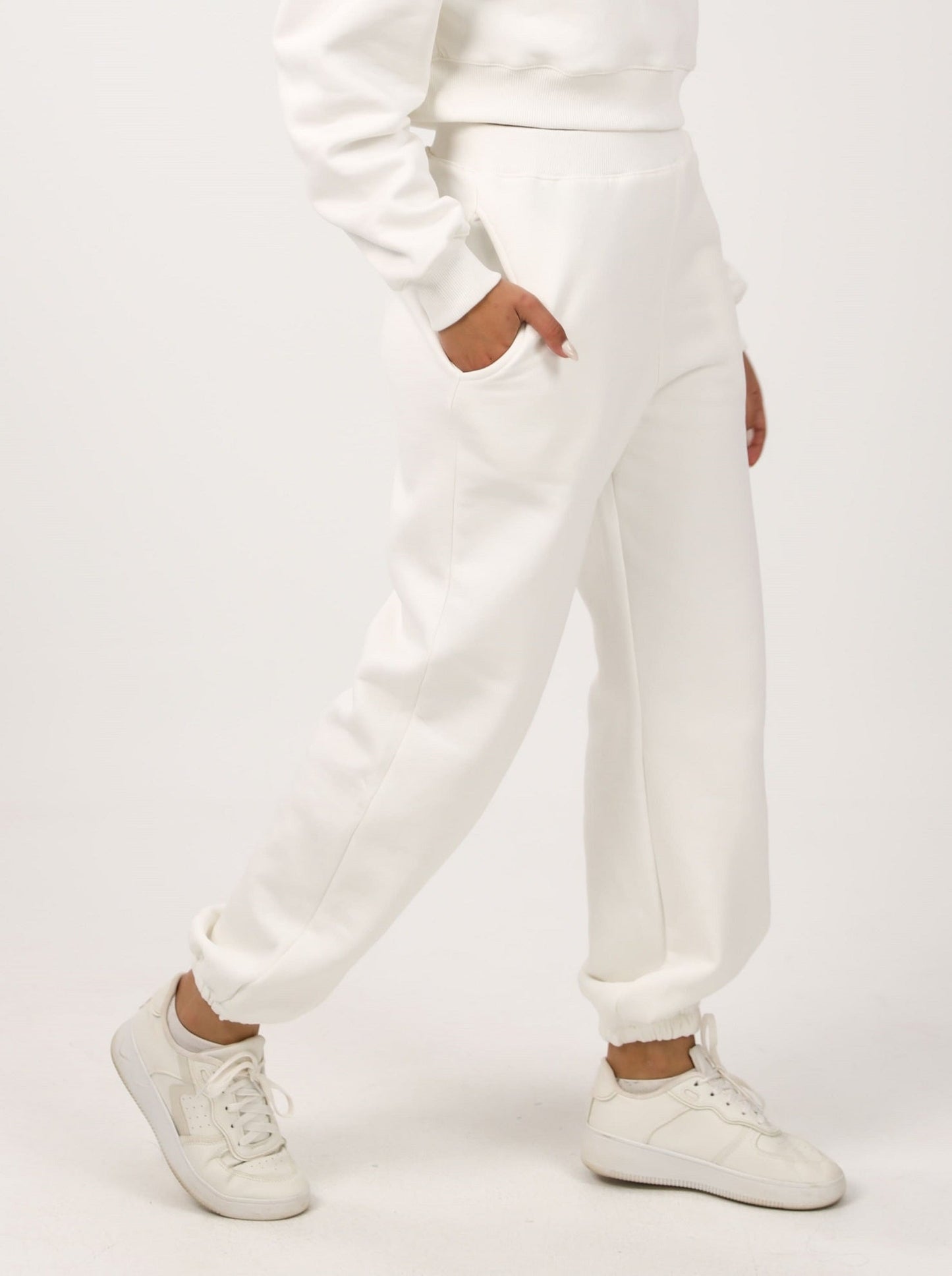 Milton Solid Sweatpants - Whie