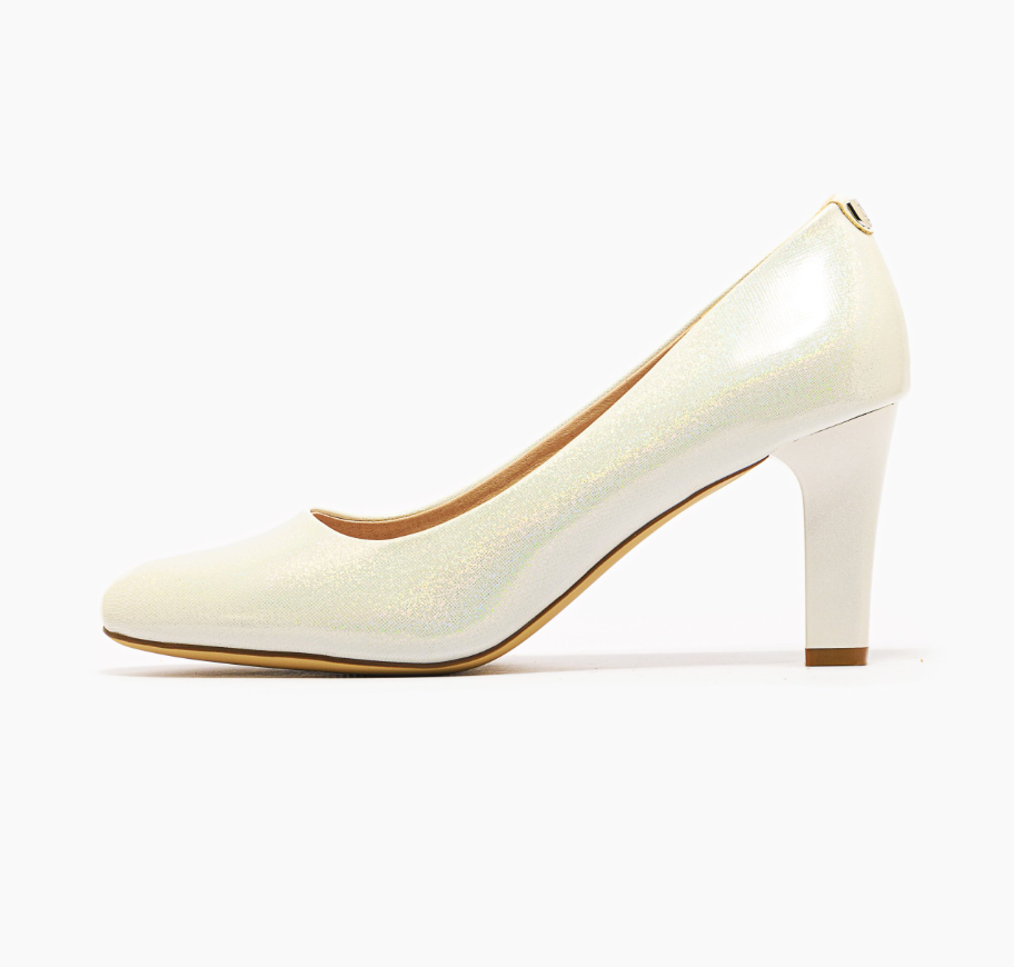 Pointed Toe High Heels – Gold