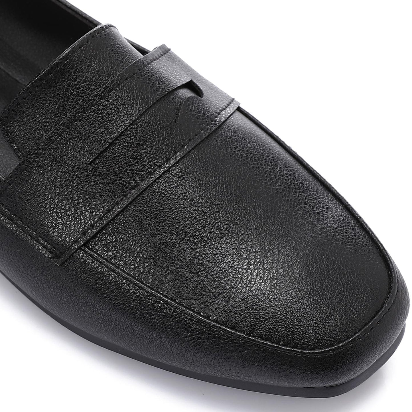 Leather Solid Flat Loafers – Black