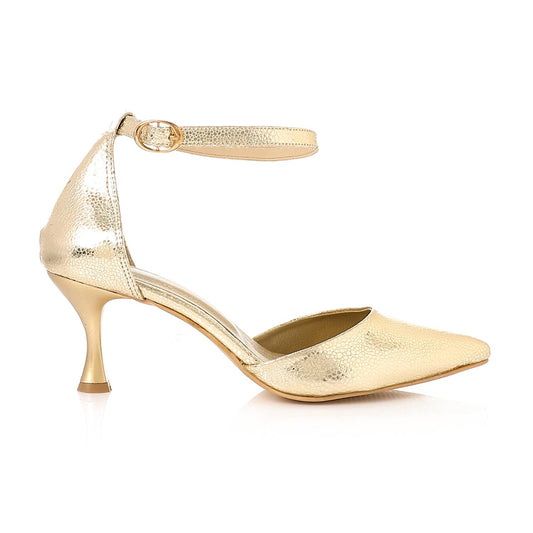 Faux Leather Textured Kitten Heel Shoes – Gold