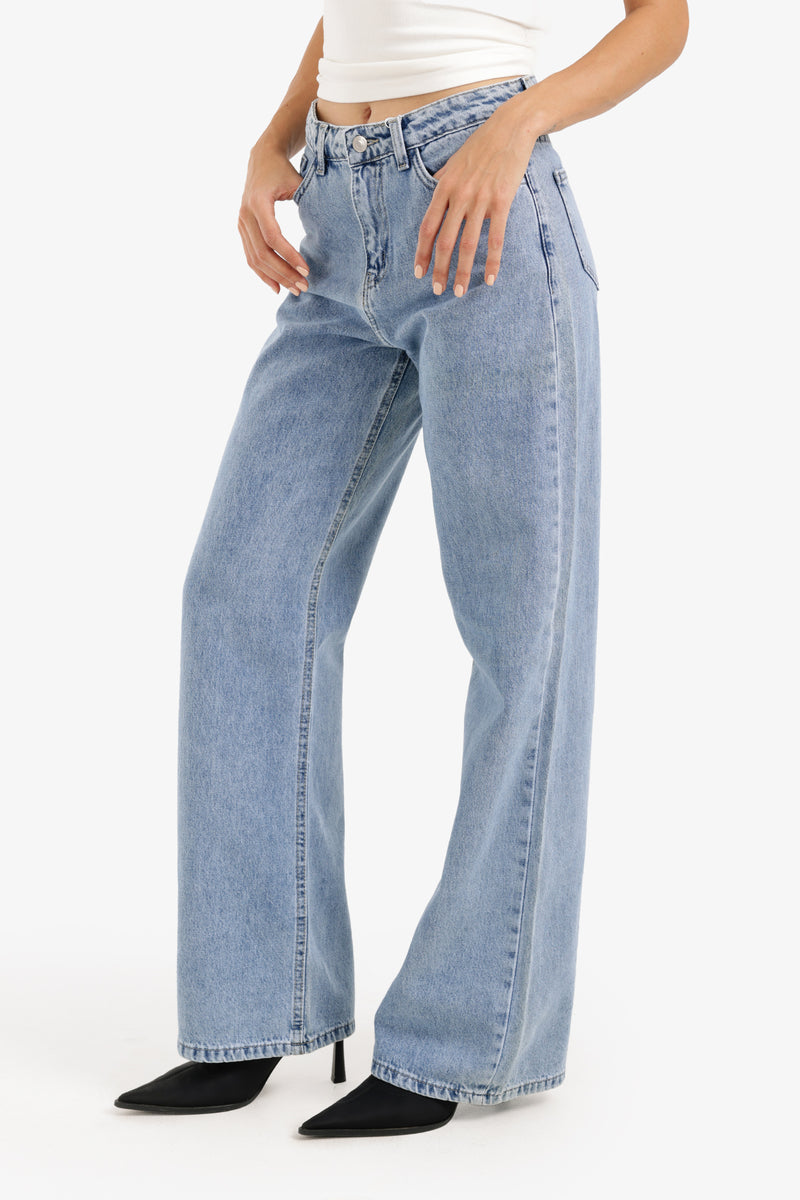 Cotton Denim Straight-Cut Pants – Light Blue