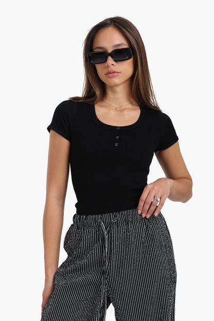 Synthetic Seamless Snap Front Top - Black