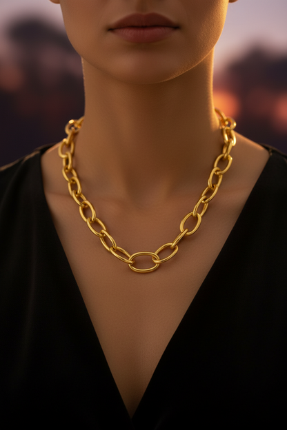 Zinc Alloy Interlocking Oval Link Chain Necklace – Gold