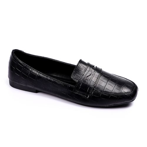 Faux Leather Croc-Embossed Loafers – Black