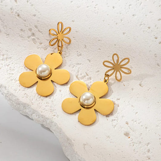 Gold-Plated Flower Earrings with Pearl