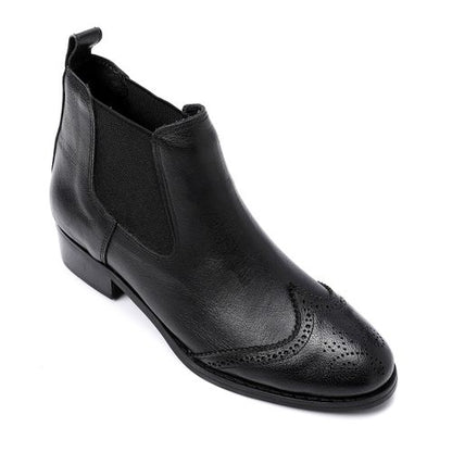 Faux Leather Brogue Pointed Toe Chelsea Boots – Black