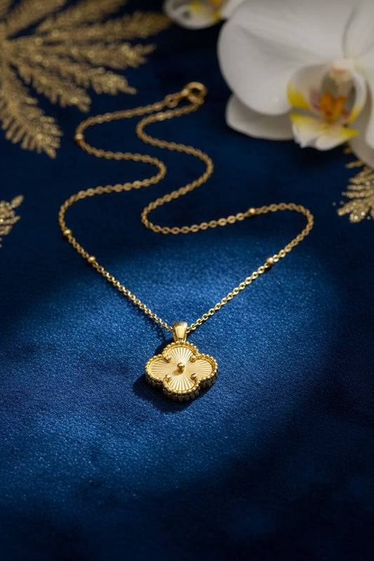 Stainless Steel Embossed Clover Pendant Necklace – Gold