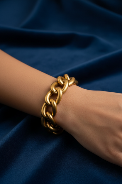 Zinc Alloy Wide Chain Bracelet – Gold Plated