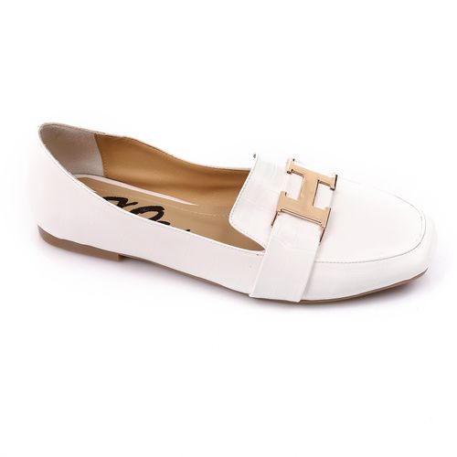 Faux Leather Croc Pattern Loafers – White