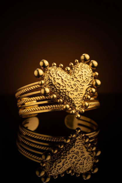 Zinc Alloy Hammered Heart Cuff Bracelet – Gold Plated