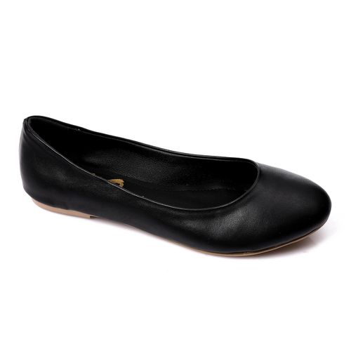 Faux Leather Round Toe Ballet Flats – Black