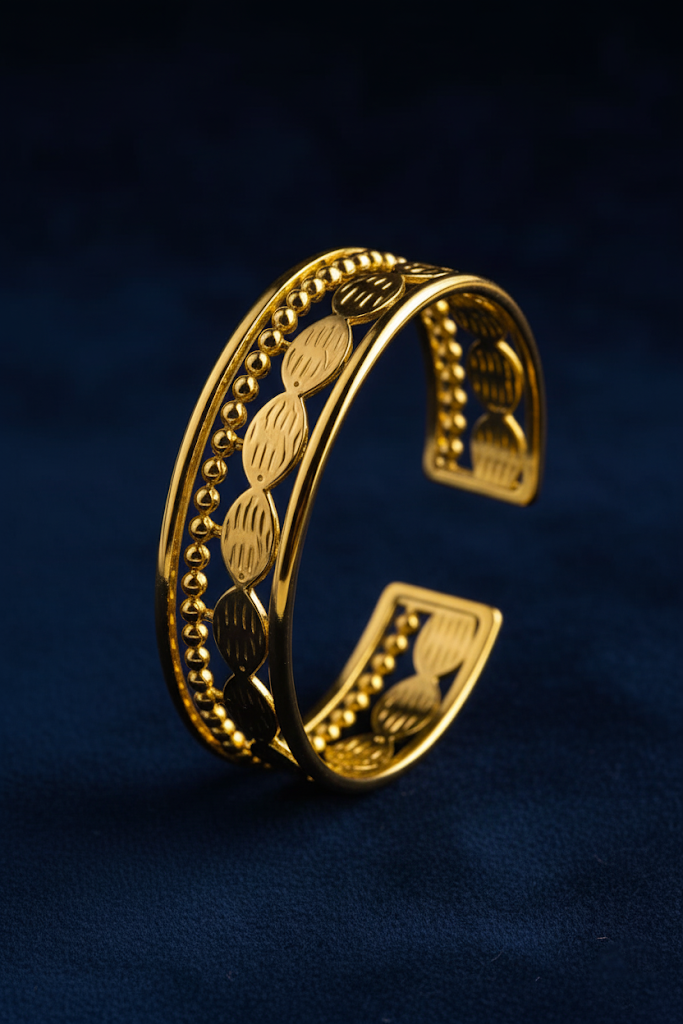 Stainless Steel Patterned Bracelet – Gold
