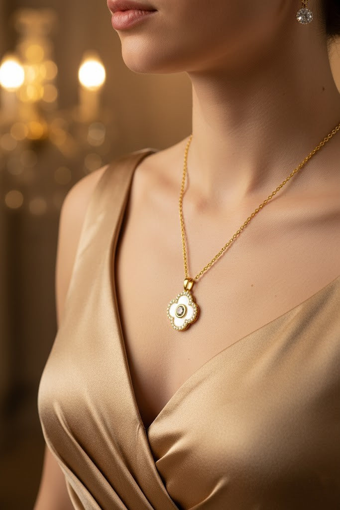 Stainless Steel Clover Pendant Necklace – Gold