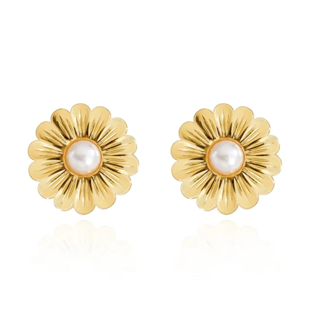 Gold-Plated Flower Earrings with Pearl
