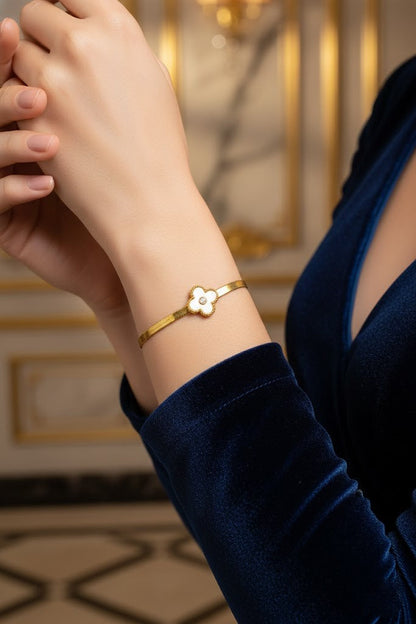 Stainless Steel Snake Chain Clover Charm Bracelet – Gold