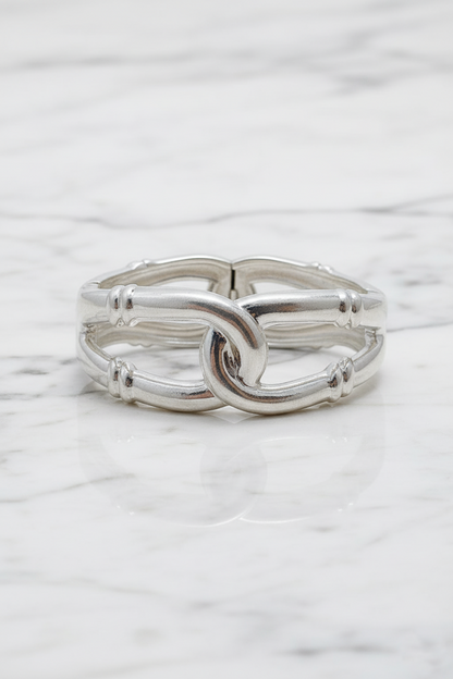 Plated Metal Interlocking Links Bracelet – Silver