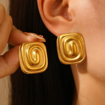 Gold-Plated Wavy Square Earrings