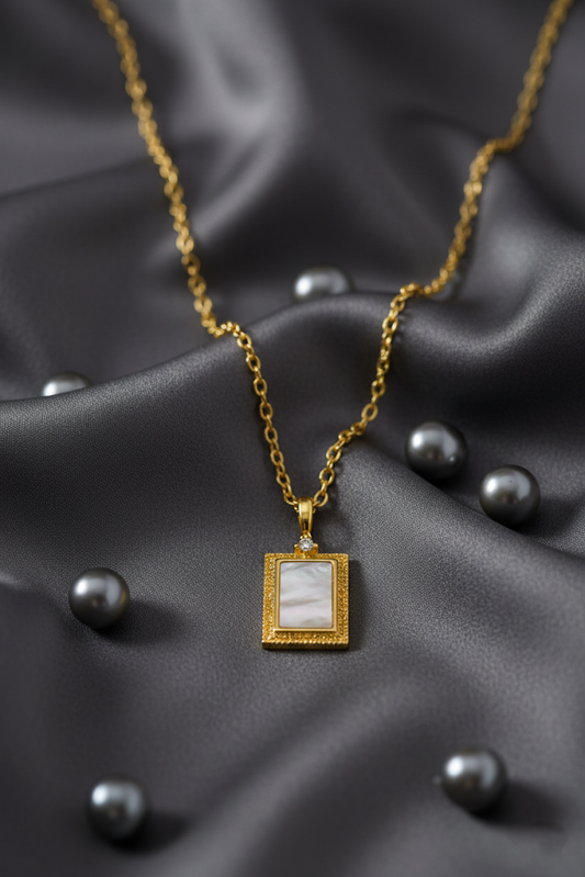 Stainless Steel Rectangle Pendant Necklace – Gold