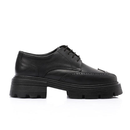 Leather Solid Lace-Up Shoes - Black