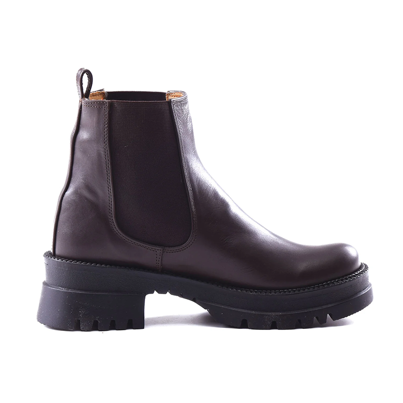 Leather Chelsea Boots – Brown