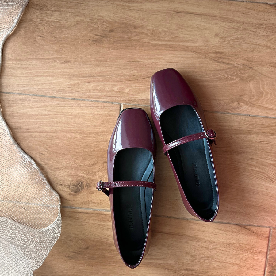 Faux Leather Bailatira Square-Toe - Burgundy