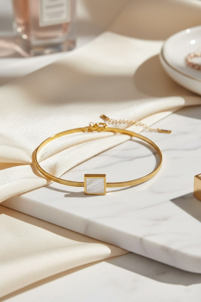 Stainless Steel Flat Chain Square Pendant Bracelet – Gold