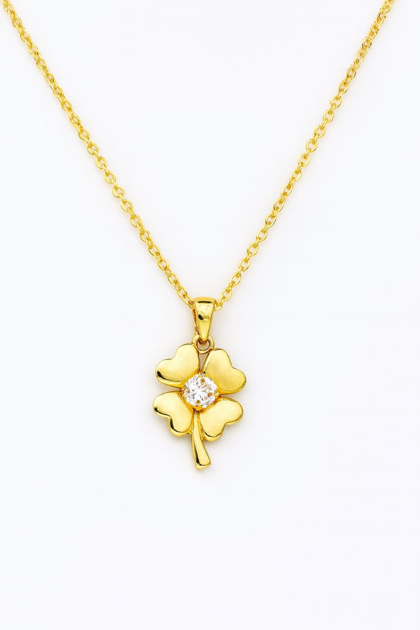 Stainless Steel Crystal Clover Pendant Necklace – Gold