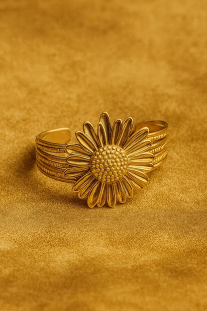 Zinc Alloy Sunflower Design Bracelet – Gold Plated