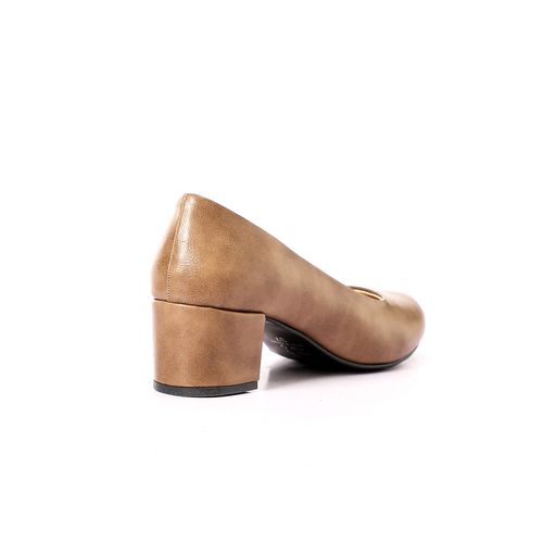 Classic Round Toe Pump