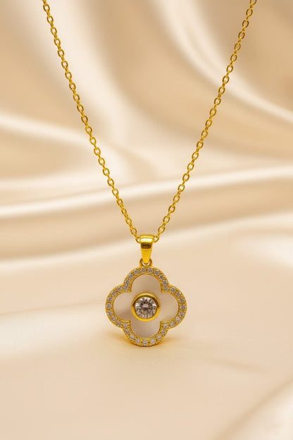 Stainless Steel Clover Pendant Necklace – Gold