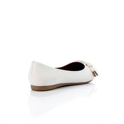 Faux Leather Round Toe Ballet Flats – White