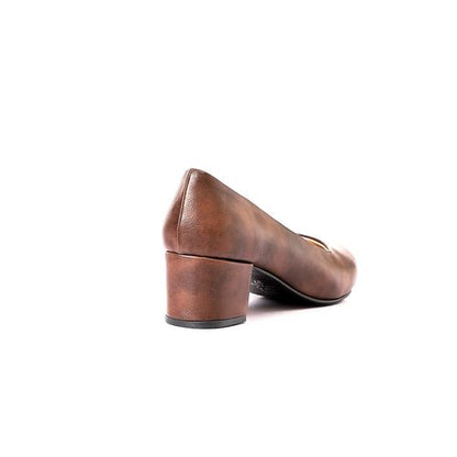 Classic Round Toe Pump