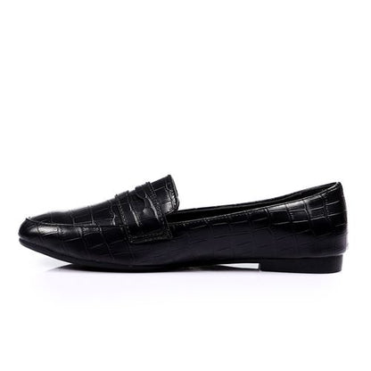 Faux Leather Croc-Embossed Loafers – Black