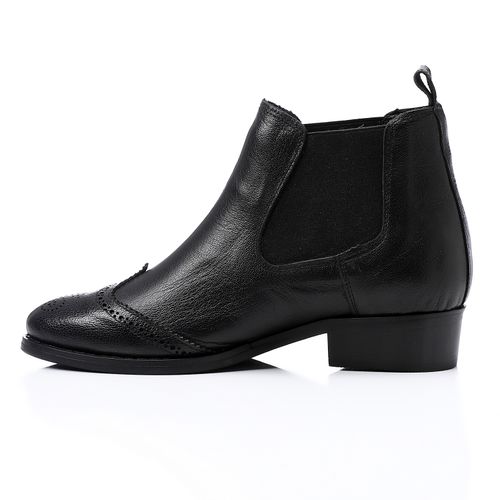 Faux Leather Brogue Pointed Toe Chelsea Boots – Black