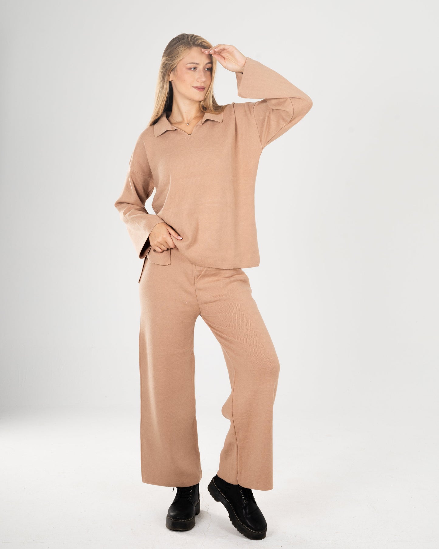 Knitted Pullover & Pants Set - Caramel