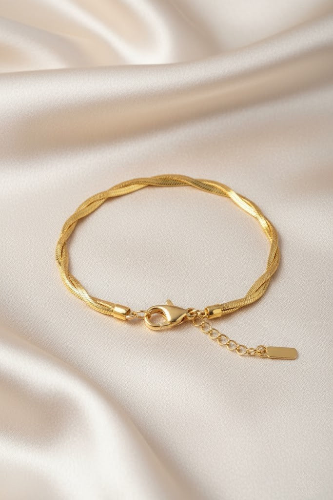 Stainless Steel Twisted Flat Chain Bracelet – Gold