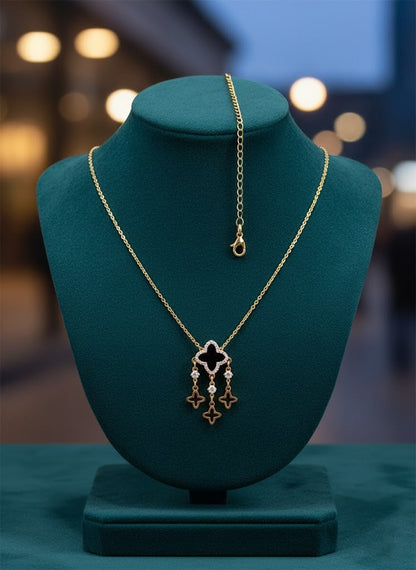 Stainless Steel Clover Pendant Necklace – Gold