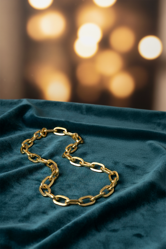 Zinc Alloy Wide Oval Link Chain Necklace – Gold