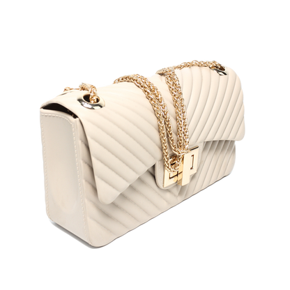 handbag with chain strap