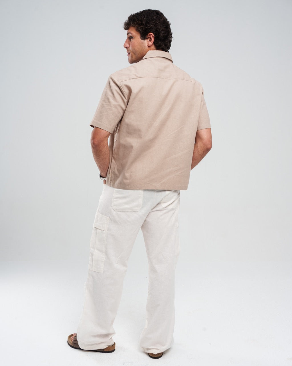 Short-Sleeve Button-Up - Brown