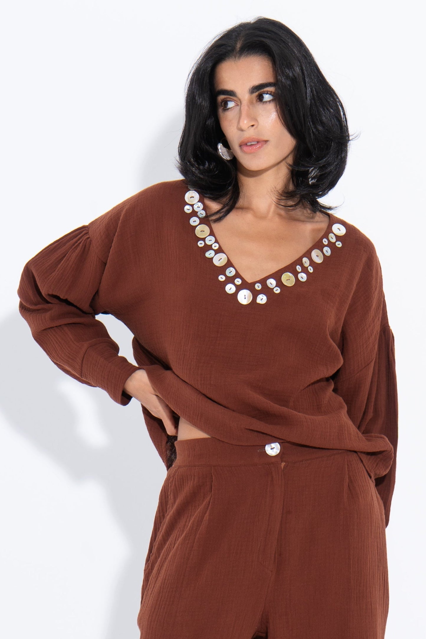 Linen Solid Wide-Leg Pants – Brown