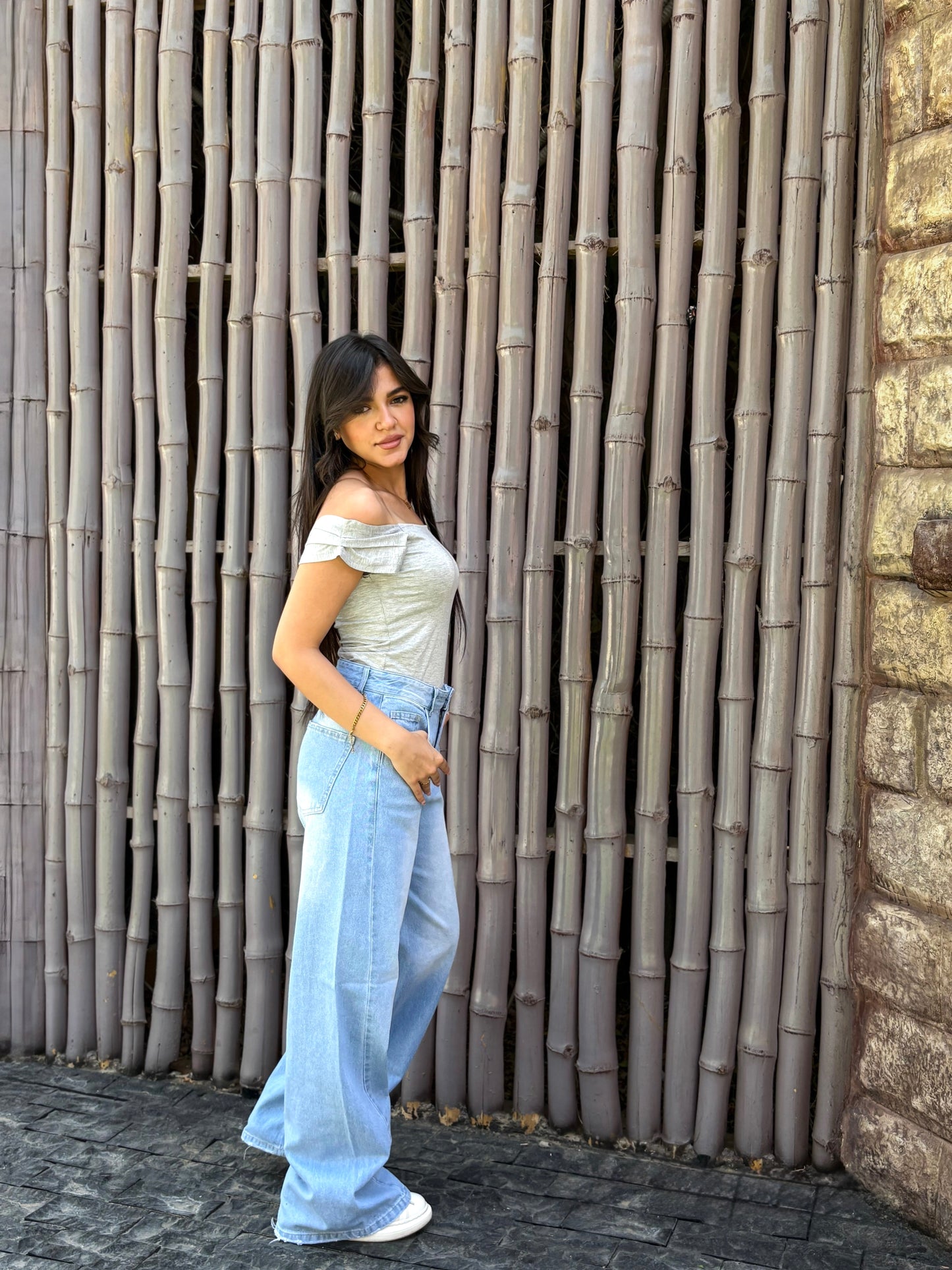 Cotton Stretch Off-Shoulder Casual Top – Light Grey