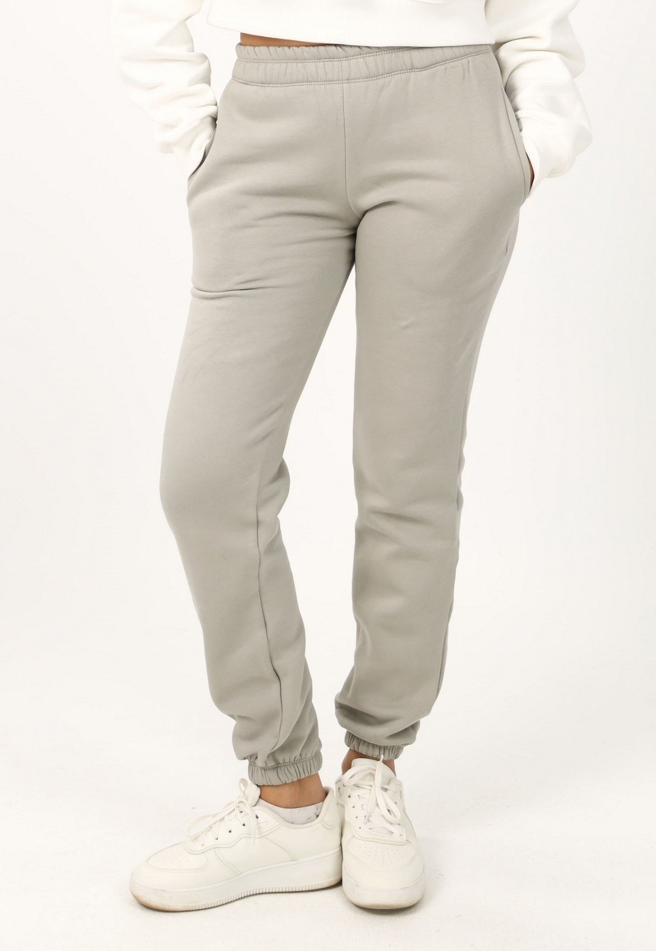 Milton Regular Fit Sweatpants – Light Grey