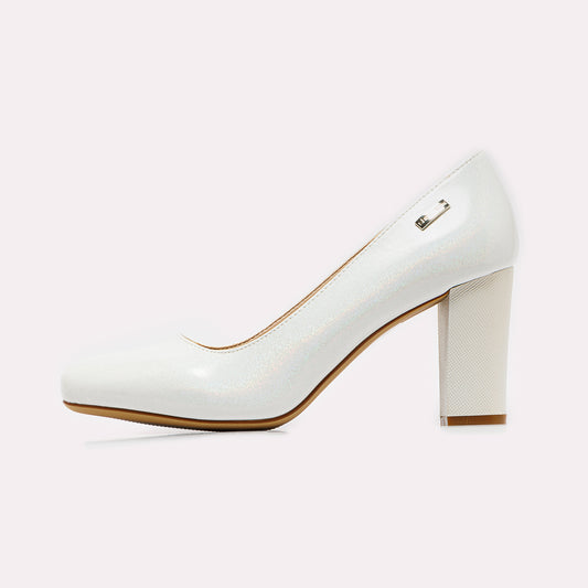 Round Toe High Heels –  White