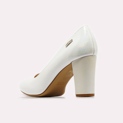 Round Toe High Heels –  White